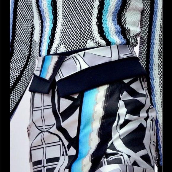 Peter Pilotto Black and White Asymmetrical Midi Skirt 12 - Picture 5 of 12
